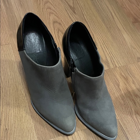 See By Chloe Shoes - See By Chloe Gray and Black Ankle Booties